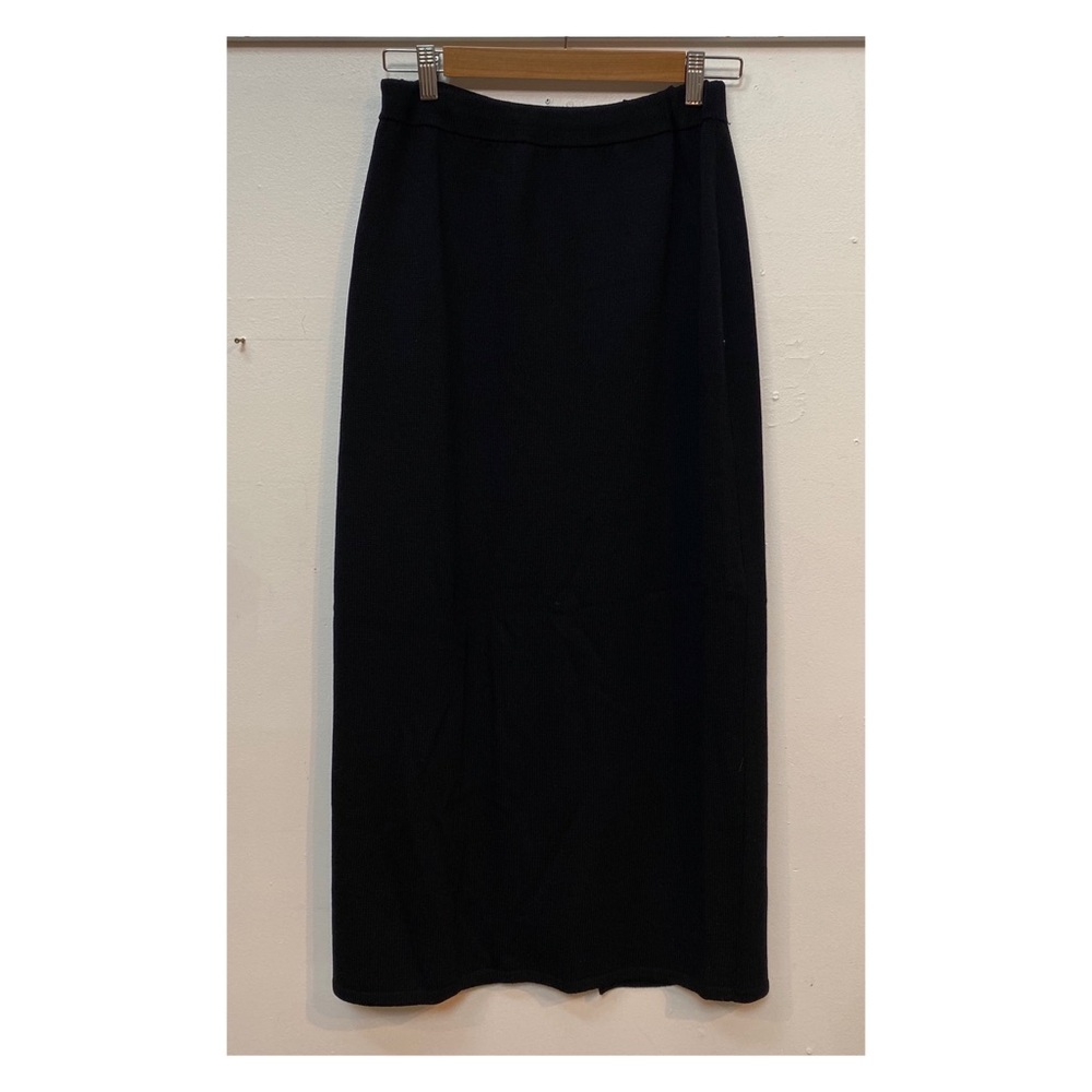 St. Johns Black knit straight skirt